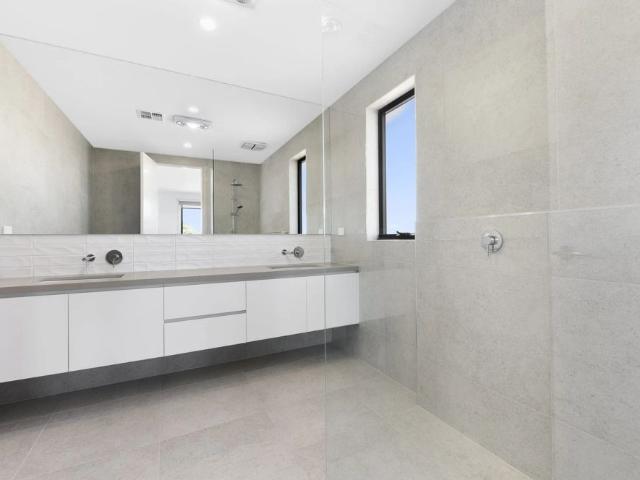 Townhouse for rent in Camerons Creek, Victoria