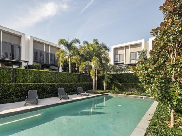 Townhouse for rent in Toombul, Queensland