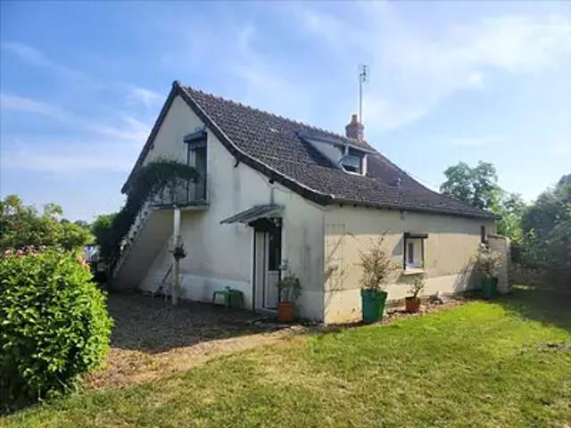 Maison vente à Saint-Amand-Montrond, Bessais-le-fromental