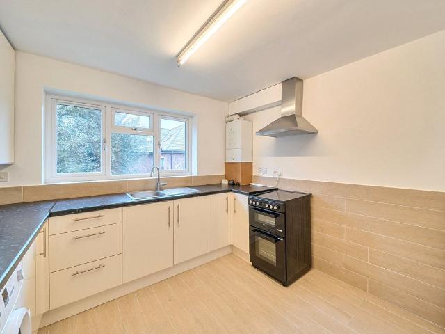 Apartment for rent in Harrow On The Hill, Greater London