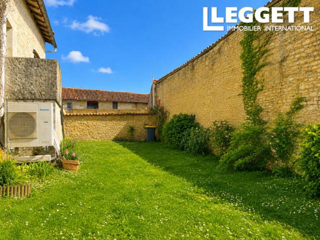 Maison vente à Confolens, Besse