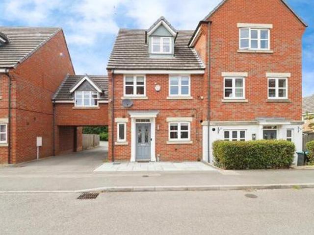 House for sale in Berry Hill, Potters Corner