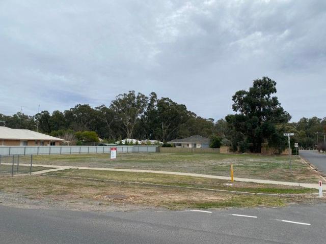 Land for sale in Warracknabeal, Victoria