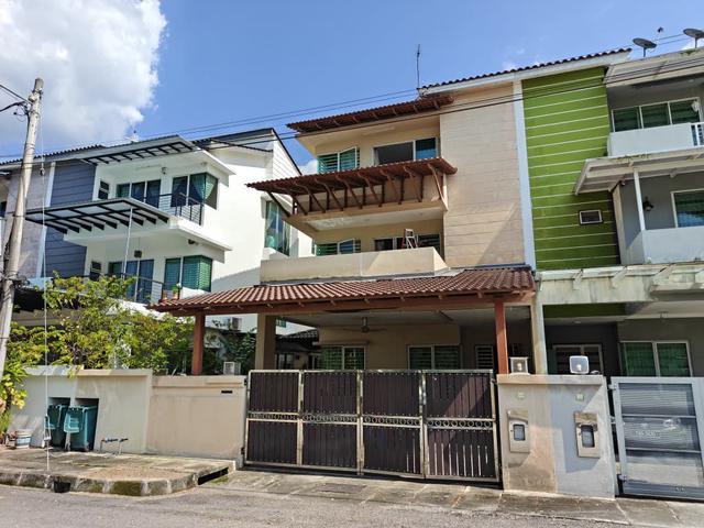 Residential House for sale in Wellesley, Penang