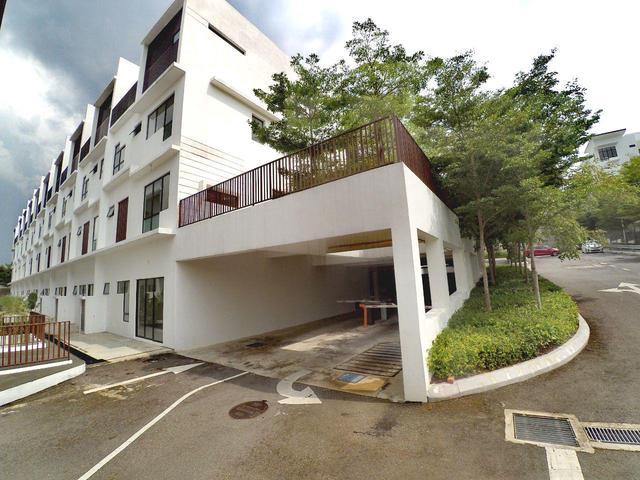 Bungalow for sale in Petaling, Subang Jaya