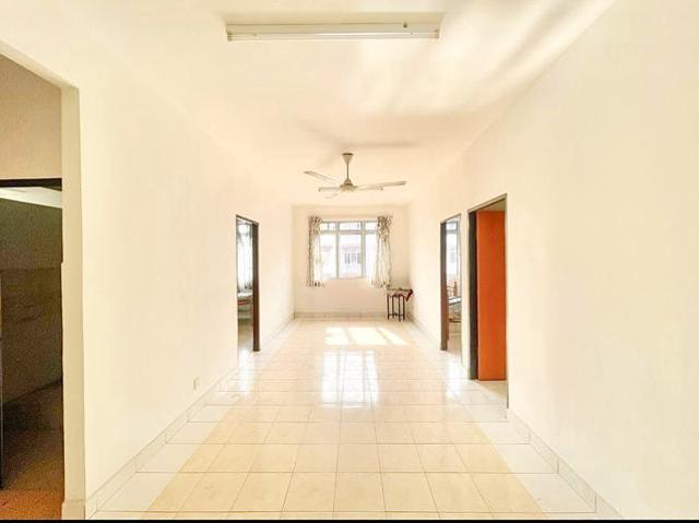 Apartment for sale in Nilai, Negeri Sembilan