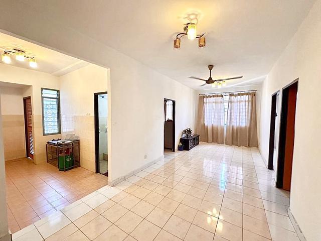 Apartment for sale in Nilai, Negeri Sembilan