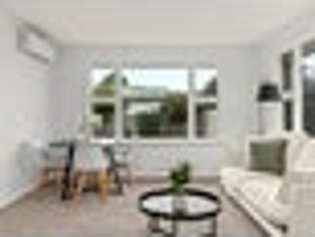 Apartment for sale in Heathcote, Canterbury