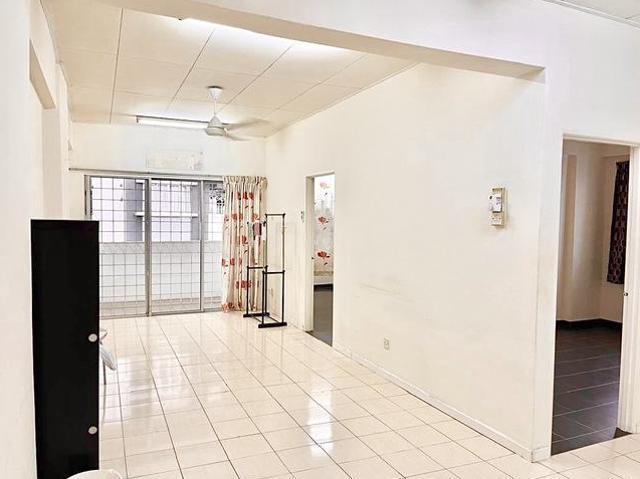 Condominium for sale in Langat, Selangor