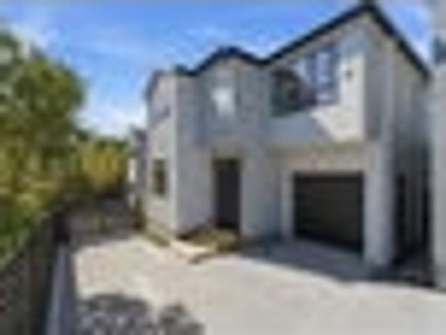 House for sale in Sunnynook