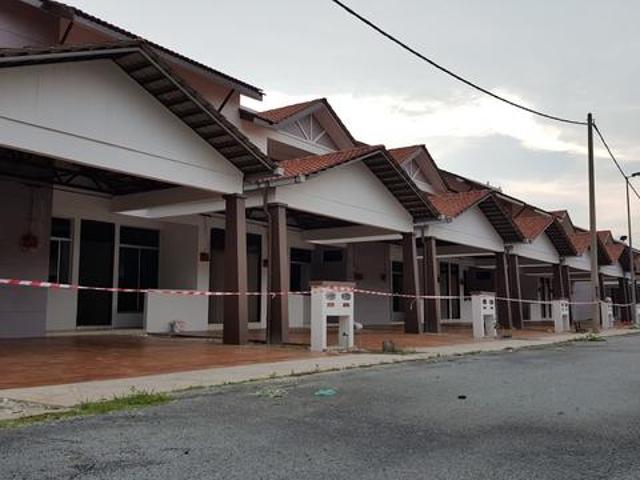 Townhouse for sale in Wellesley, Penang