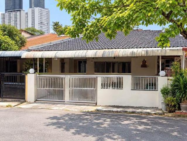 Terraced House for sale in Barat Daya, George Town
