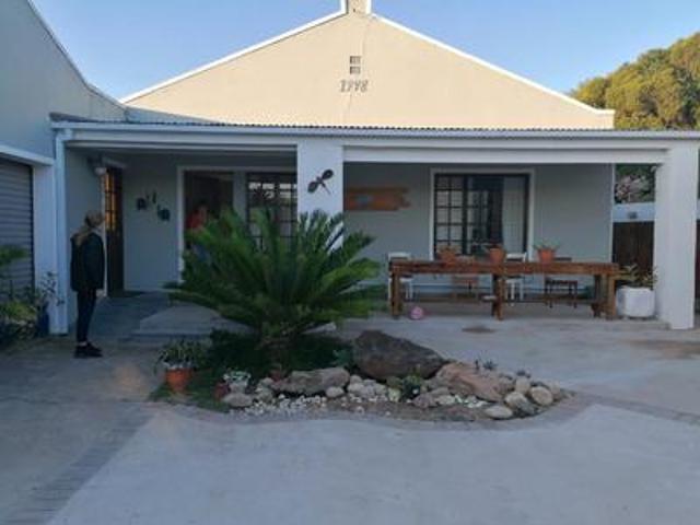 House for sale in Groot Brak Rivier, Western Cape