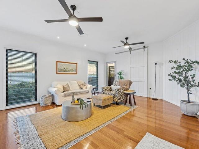 House for sale in Labrador, Gold Coast City