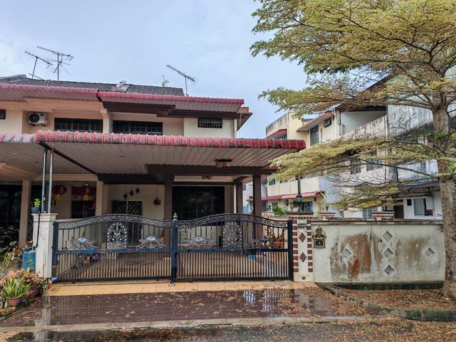 Terraced House for sale in Wellesley, Penang