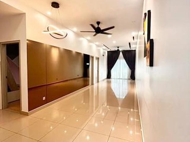 Townhouse for rent in Tanjong Sepat, Selangor