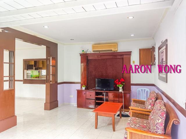 Bungalow for sale in Malaka
