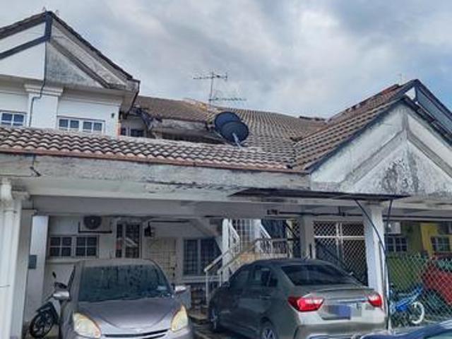 Townhouse for sale in Country Heights Damansara, Kuala Lumpur