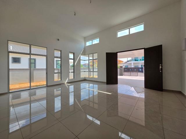 Bungalow for sale in Ujong Pasir, Malaka