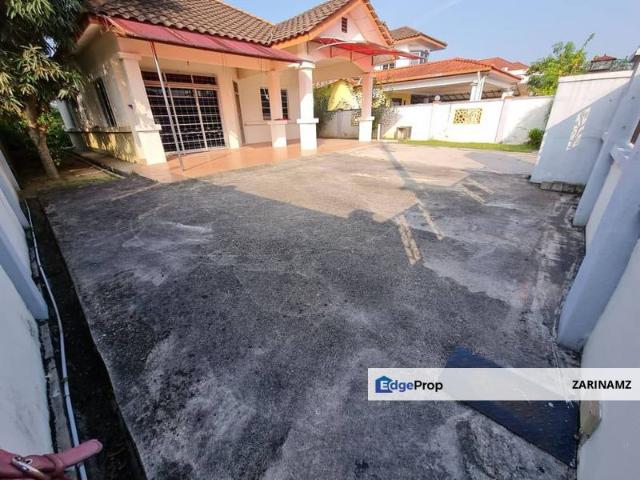 House for rent in Kajang, Langat