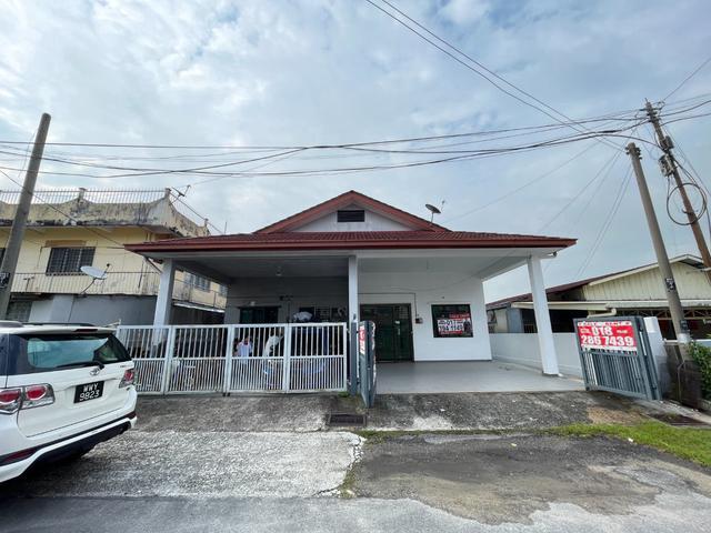 Bungalow for sale in Selayang, Selangor