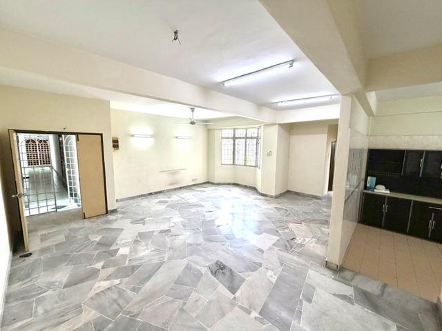Condominium for sale in Petaling, Subang Jaya