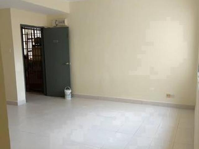 Apartment for sale in Petaling, Damansara Damai