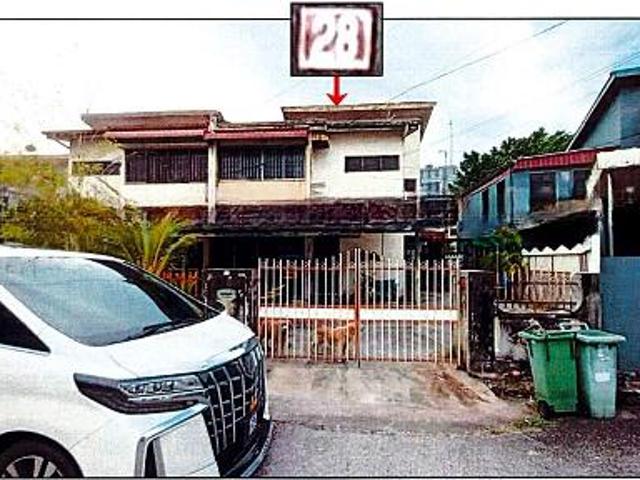 Residential House for sale in Barat Daya, George Town