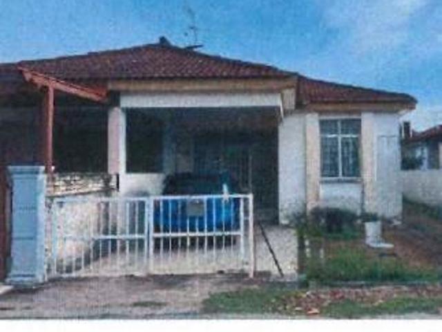 Residential House for sale in Lunas, Kulim