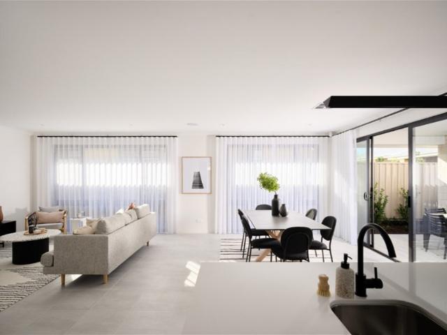 Cottage for sale in Haynes, Western Australia