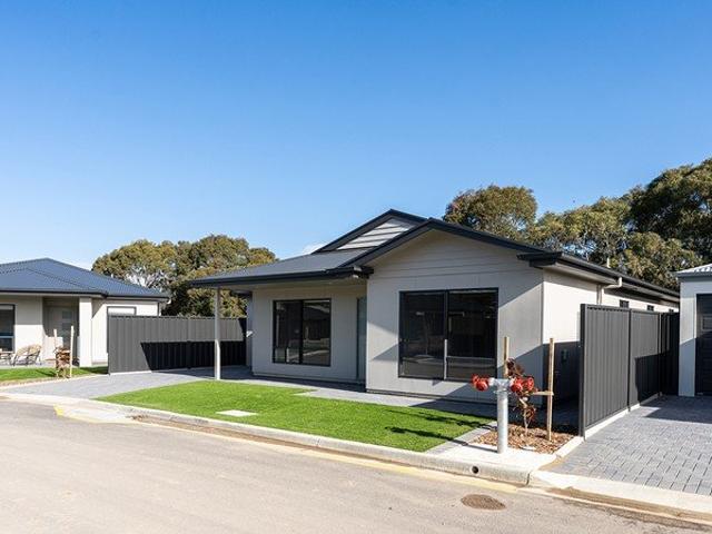 Cottage for sale in Victor Harbor, South Australia