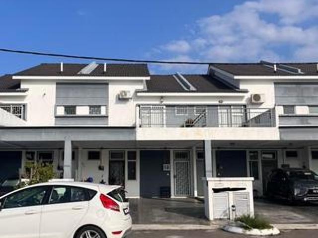 Townhouse for sale in Petaling, Alam Impian
