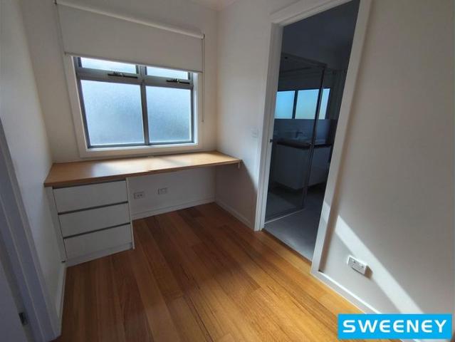 Townhouse for rent in Camerons Creek, Victoria