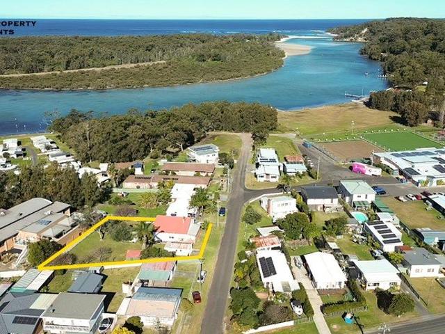 House for sale in Sussex Inlet, New South Wales