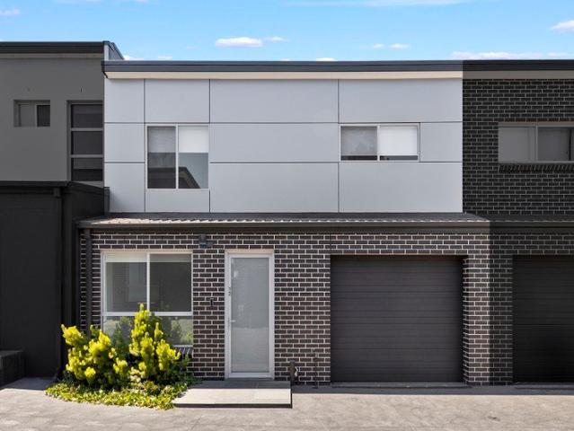 Townhouse for sale in Sydney, New South Wales