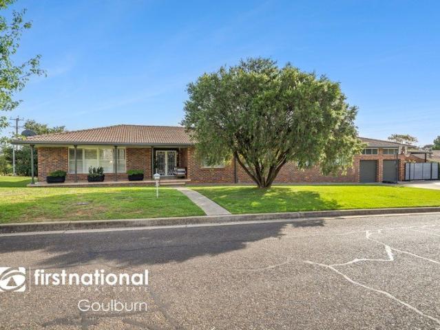 House for sale in Brisbane Grove, New South Wales