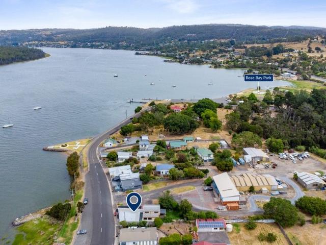 House for sale in Gravelly Beach, Tasmania