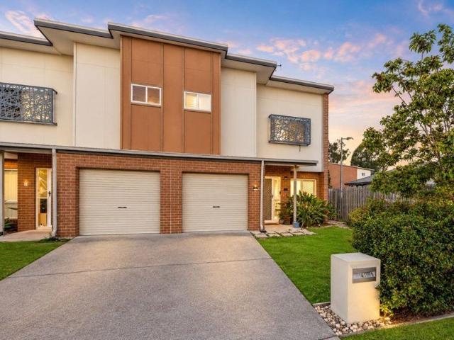 Townhouse for sale in Toombul, Queensland