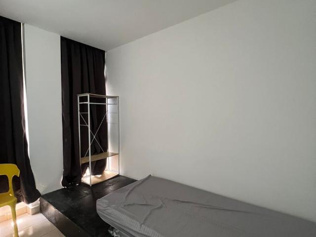 Room for rent in Petaling, Alam Impian