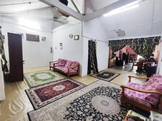Terraced House for sale in Kuala Selangor, Selangor
