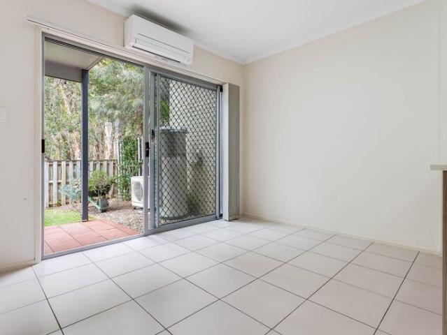Townhouse for rent in Northquarter, Greater Brisbane
