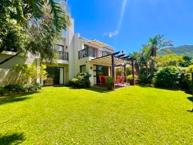 Townhouse for sale in Hout Bay