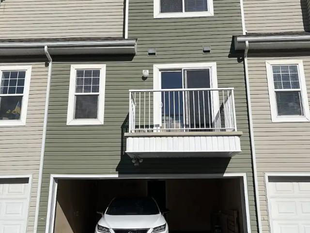 House for rent in Wedgewood, Alberta