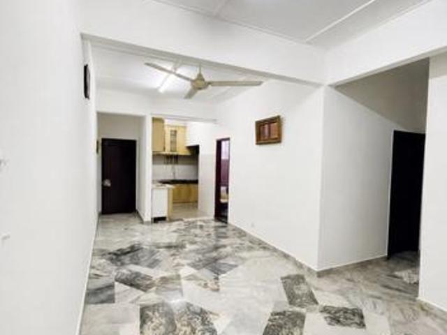 Apartment for sale in Langat, Selangor