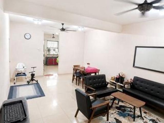 Terraced House for sale in Ulu Tiram, Johor