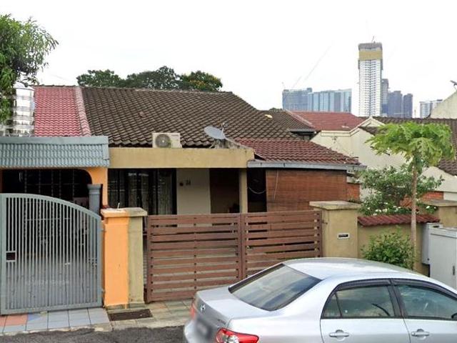 Terraced House for rent in Country Heights Damansara, Kuala Lumpur