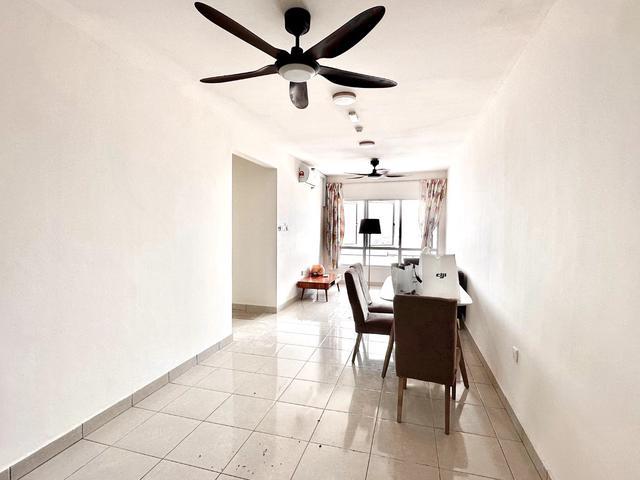 Apartment for rent in Tanjong Sepat, Selangor