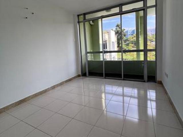 Townhouse for rent in Tanjong Sepat, Selangor