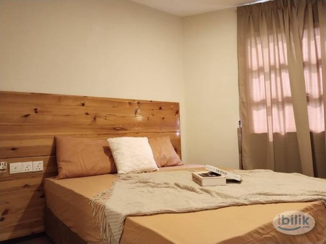 Room for rent in Petaling, Alam Impian