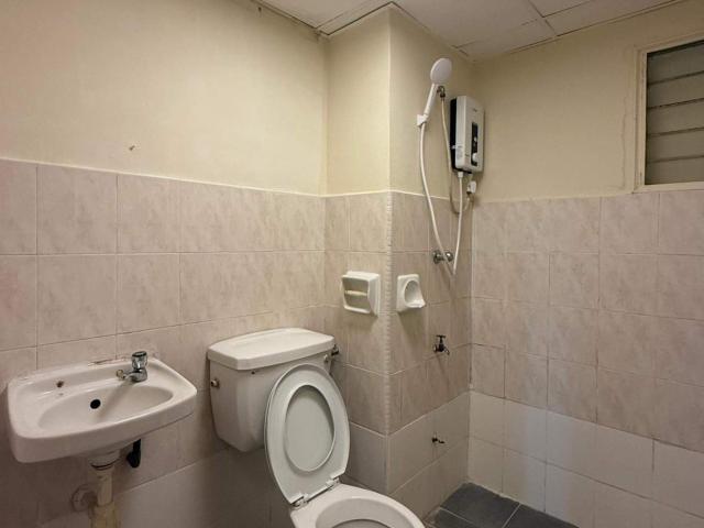 Room for rent in Petaling, Damansara Damai